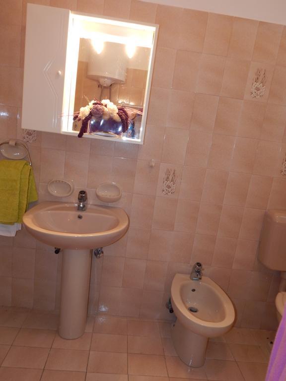Apartment Strmac Labin  Oda fotoğraf